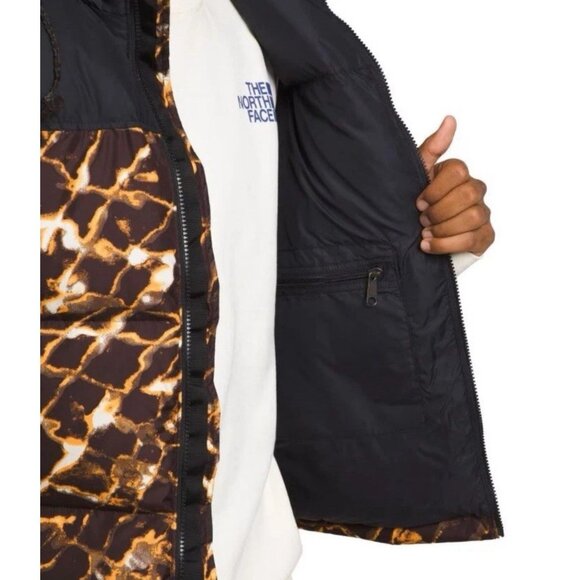 THE NORTH FACE 1996 Retro Nuptse Mens M Down Puffer Vest Coal Brown NWT $230 - Picture 3 of 14